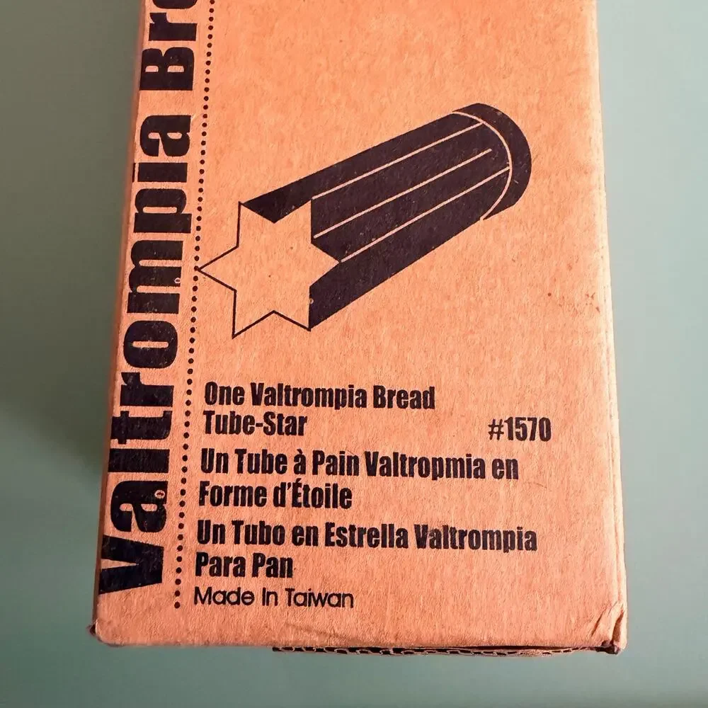 The Pampered Chef Valtrompia Bread Tube Star #1570 NEW